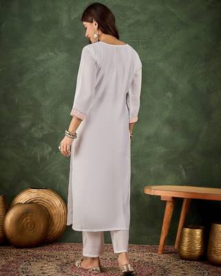 Off white color beautiful looking rich party kurta set 2