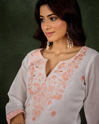 Off white color beautiful looking rich party kurta set 3