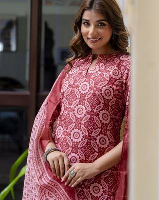 Gajri color cotton blended floral printed partywear suit 3
