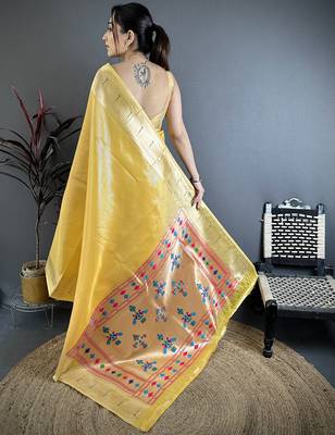 Golden yellow tissue solid zari weaving paithani saree with muniya border 4