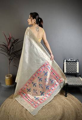 Grey tissue solid zari weaving paithani saree with muniya border 4