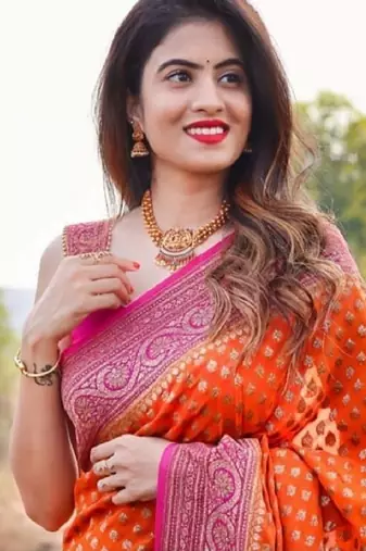 Orange silk blend banarasi saree with unstitched blouse piece