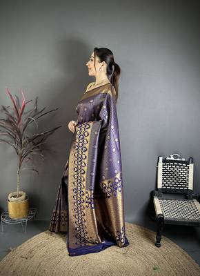 Navy blue banarasi soft silk checked body with floral motifs south pattu saree 2