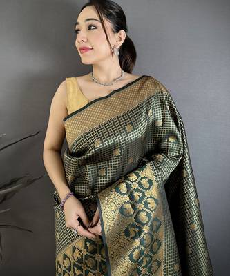 Dark green banarasi soft silk checked body with floral motifs south pattu saree 3
