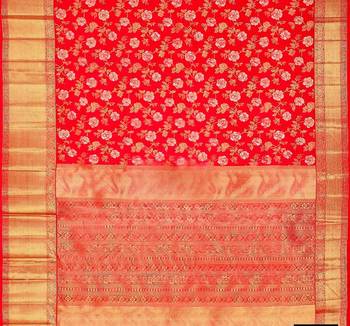 Red silk blend banarasi saree with unstitched blouse piece 5