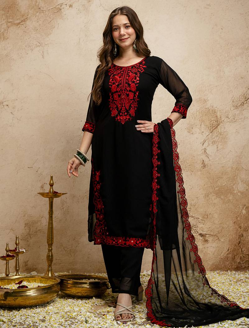 Black color stylish trendy looking designer kurta set for stylish looks