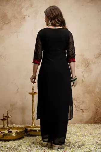 Black color stylish trendy looking designer kurta set for stylish looks