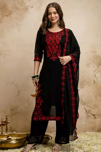 Black color stylish trendy looking designer kurta set for stylish looks
