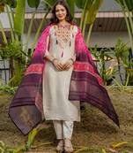 Cream color stylish trendy looking designer kurta set for stylish looks