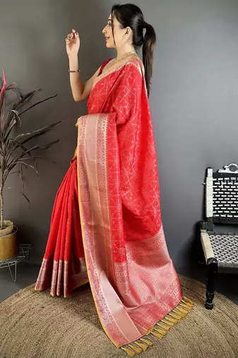 Red banarasi silk checked pattern kanjivaram sarees