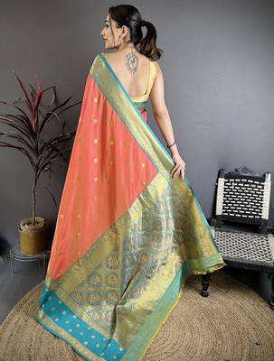 Coral pink soft silk small floral zari butti gold zari weaving banarasi saree 4