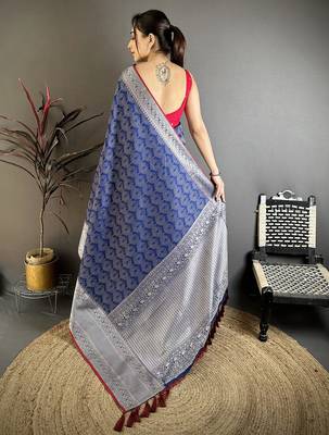 Royal blue banarasi silk intricate  zari weaving kanjivaram sarees 4