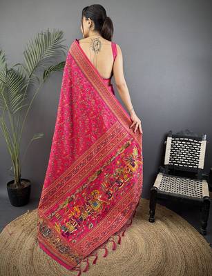 Rani pink pashmina silk meenakari weaving madhubani design kashmiri saree 4