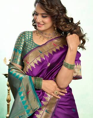 Purple silk blend peacock motifs weaving paithani saree 5