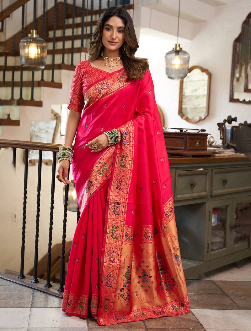 Cerise pink silk peacock motifs woven work paithani saree