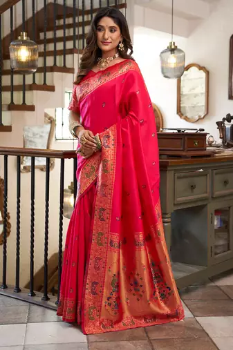 Cerise pink silk peacock motifs woven work paithani saree