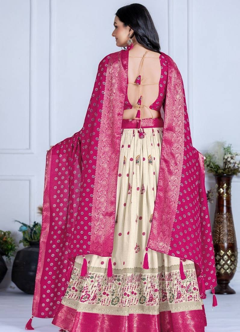 Pink Color Jari Lining With Print Lichi Fabric WIth Jacquard Border Lehanaga Choli Set