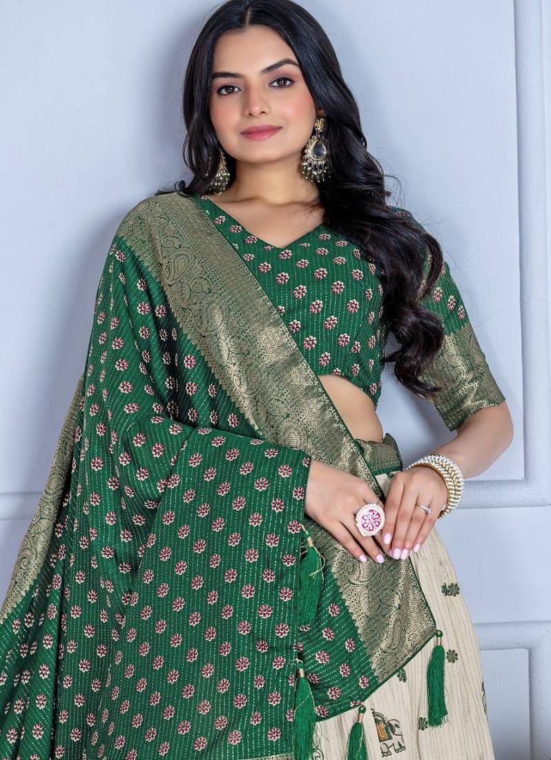Green Color Jari Lining With Print Lichi Fabric WIth Jacquard Border Lehanaga Choli Set