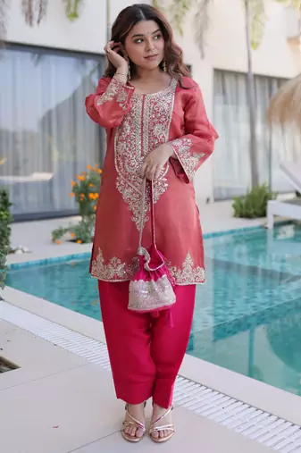 Maroon embroidered viscose designer kurta set with batwa