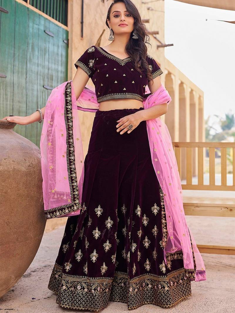 Women's Velvet Embroiderd Semi-Stitched Lehenga Choli With Dupatta