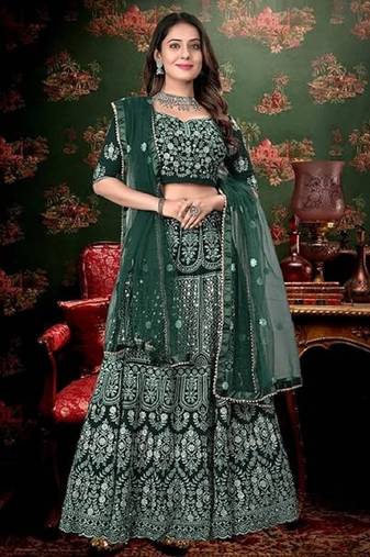 Elegant Dark Green Lehenga with Zari & Thread Embroidery Design