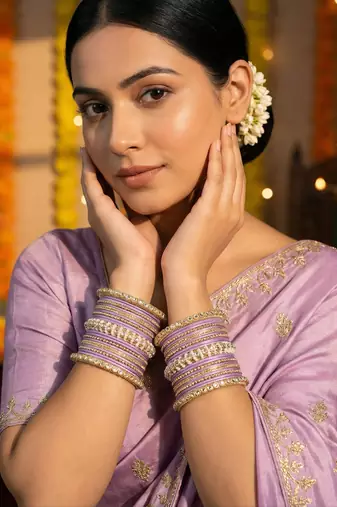 Ethnic pearl kundan set
