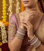 Ethnic pearl kundan set