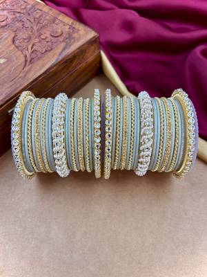 Ethnic pearl kundan set 4