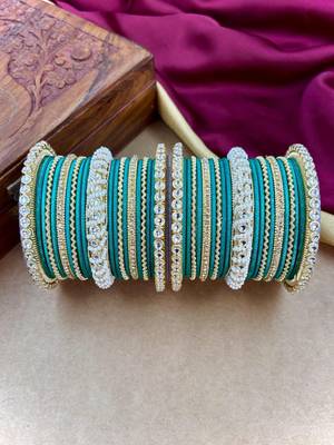 Ethnic pearl kundan set 2