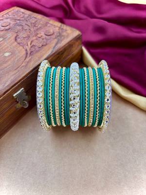 Ethnic pearl kundan set 3