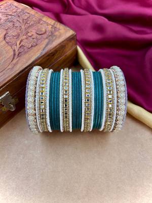 Traditional kundan bangles 3