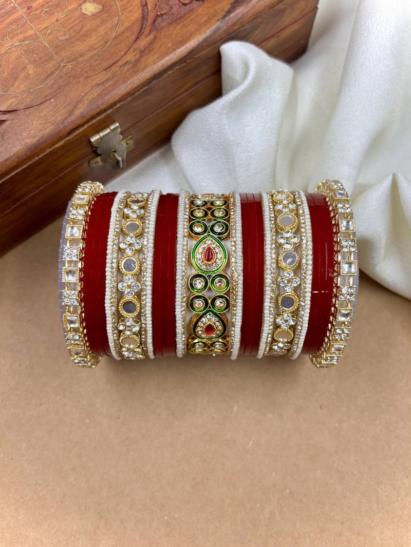 Bridal kundan punjabi chuda set