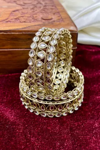 Antique kundan bangles set