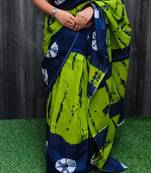 Green soft mul cotton saree with unstiched attached blouse piece