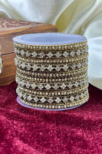 Antique pearl bangles set
