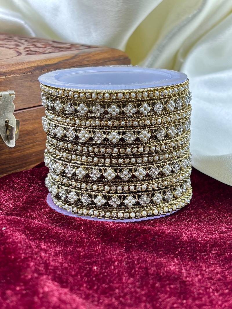 Antique pearl bangles set
