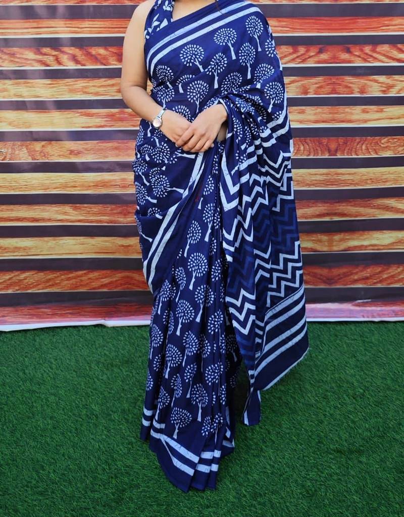Blue soft mul cotton saree with unstiched attached blouse piece