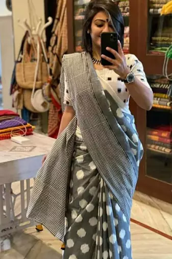 Grey soft mul cotton saree with unstiched attached blouse piece