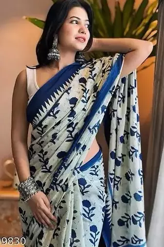 Off white soft mul cotton saree with unstiched attached blouse piece