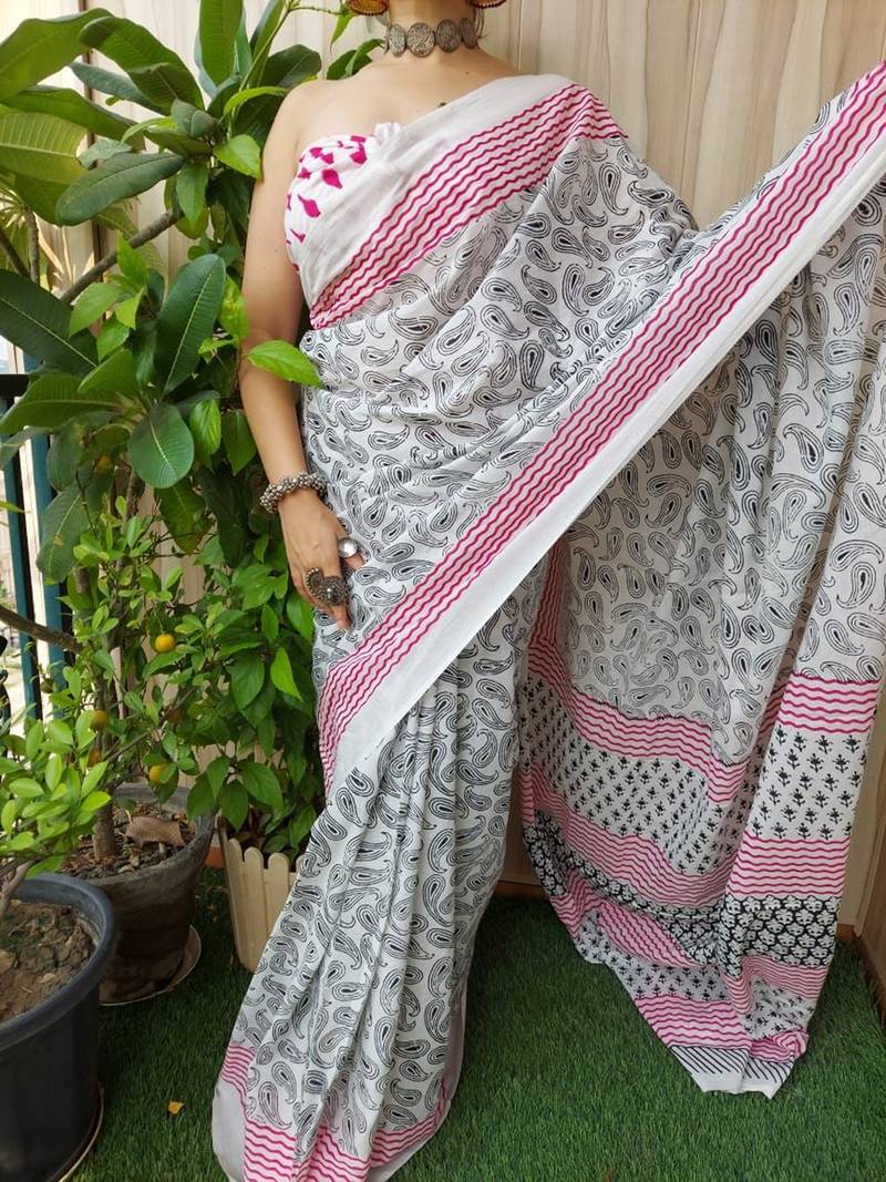 Grey soft mul cotton saree with unstiched attached blouse piece