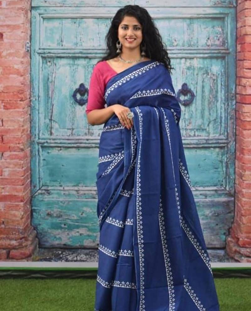 Blue soft mul cotton saree with unstiched attached blouse piece