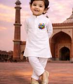 Boys white pure cotton kurta pyjama set with eid mubarak print