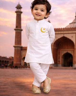 Boys white pure cotton kurta pyjama set with eid mubarak print 1