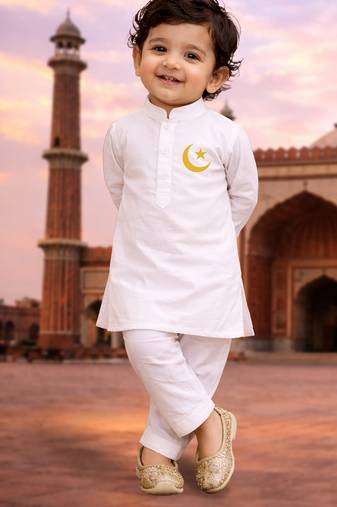 Boys white pure cotton kurta pyjama set with eid mubarak print
