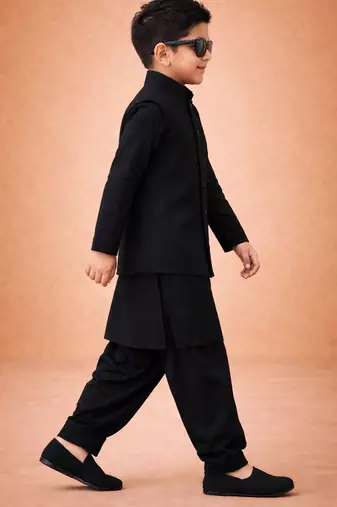 Boys black synthetic solid nehru jacket kurta patiala set with dupatta