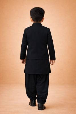 Boys black synthetic solid jodhpuri jacket kurta patiala set with dupatta 2
