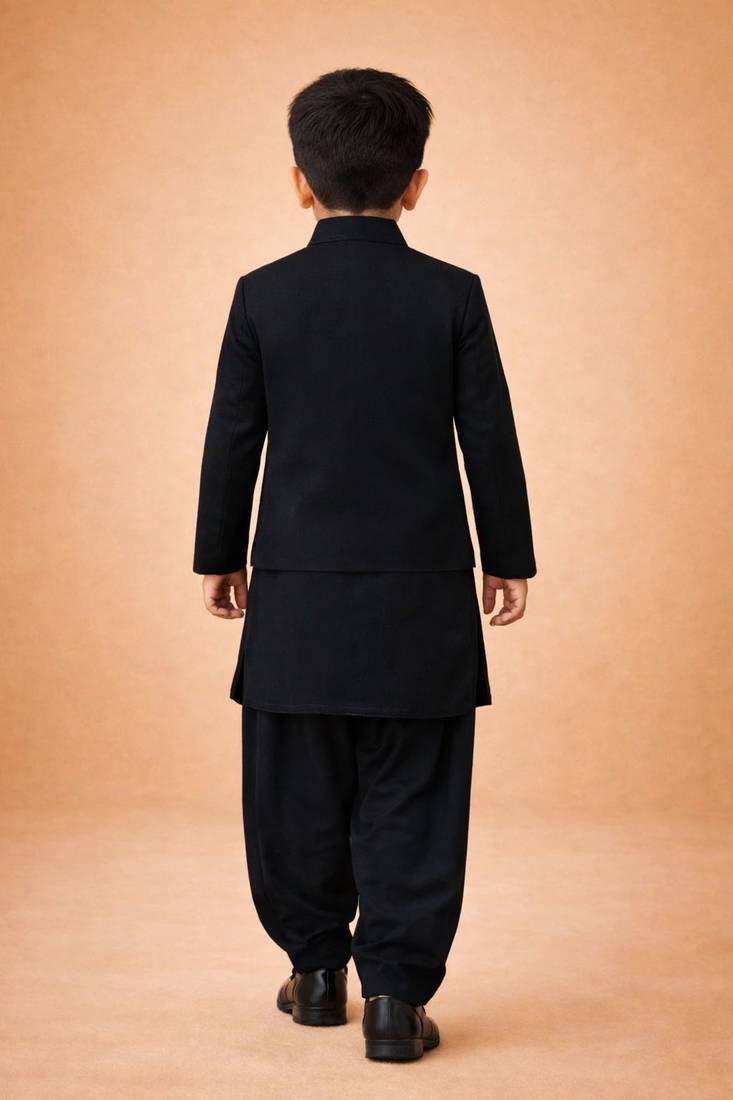 Boys black synthetic solid jodhpuri jacket kurta patiala set with dupatta