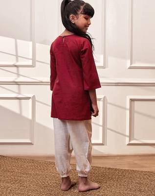 Girls maroon embroidered cotton yoga kurta with white harem pants 5