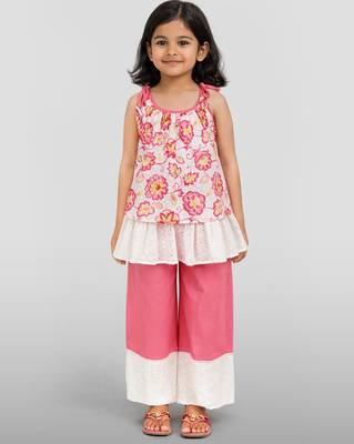Girls pink cotton schiffli digital floral flare top with palazzo set 3