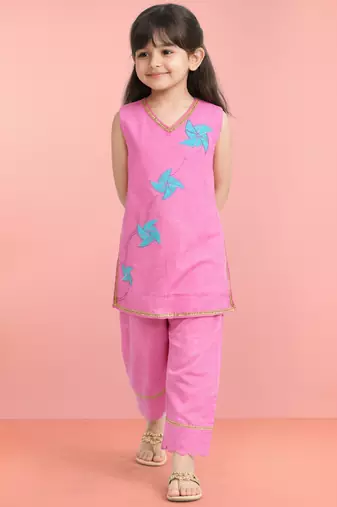 Girls pink cotton slub embroidered kurta with pant set | applique abstract | sleeveless | festive casual wear